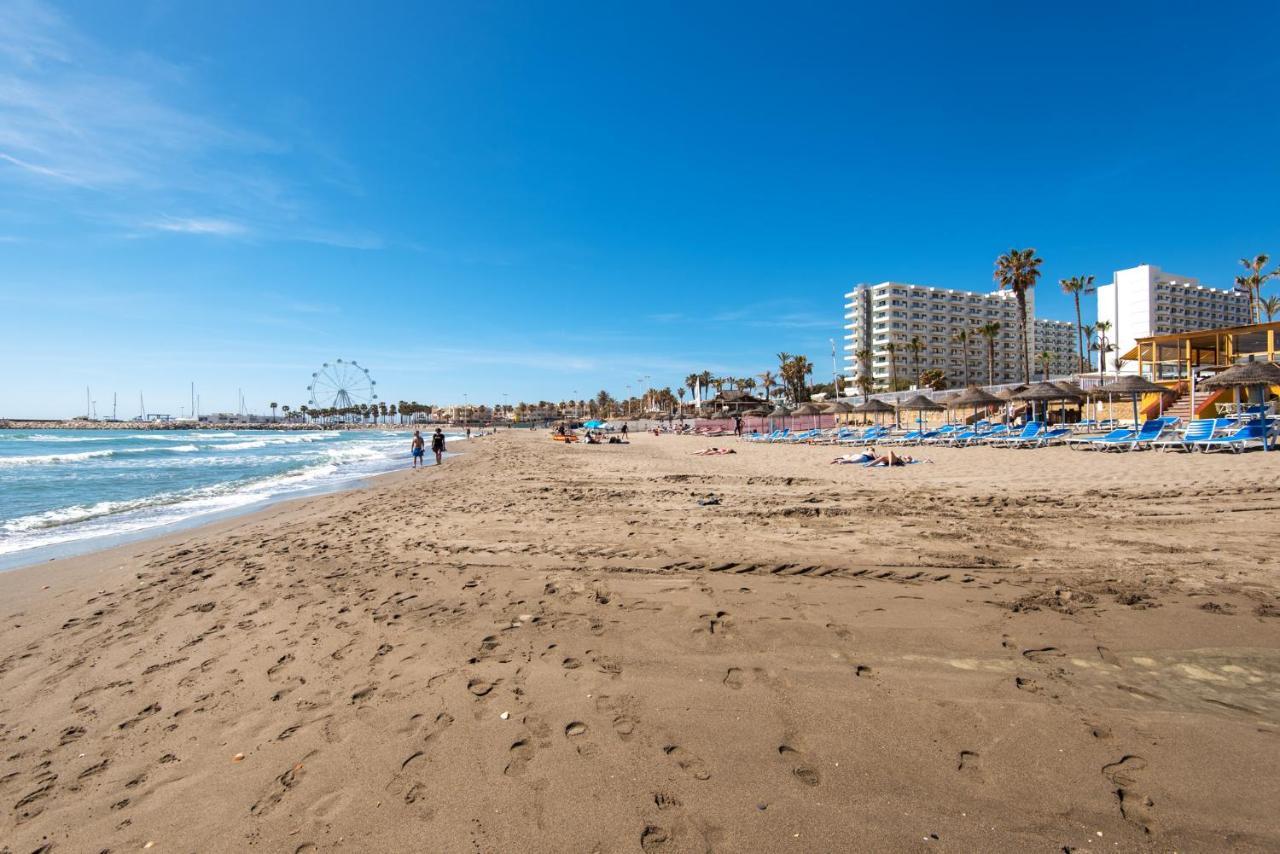 Aloha Puerto Private Apartment 1St Line Carihuela Beach Торремолінос Екстер'єр фото