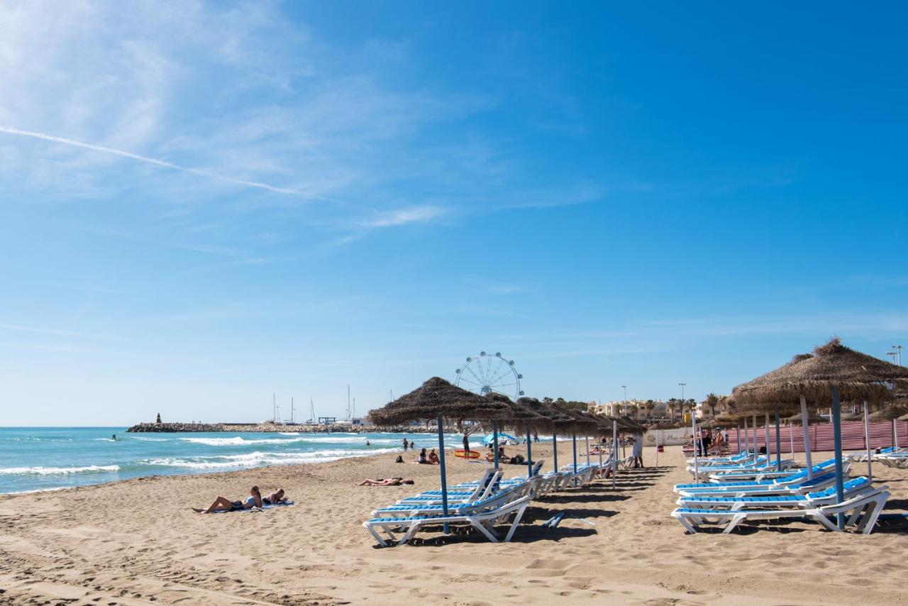 Aloha Puerto Private Apartment 1St Line Carihuela Beach Торремолінос Екстер'єр фото