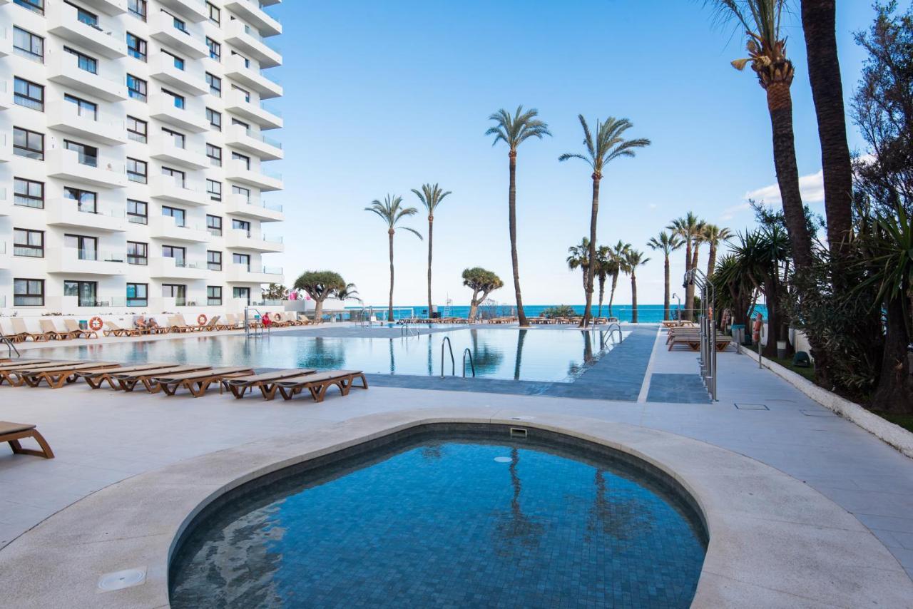 Aloha Puerto Private Apartment 1St Line Carihuela Beach Торремолінос Екстер'єр фото